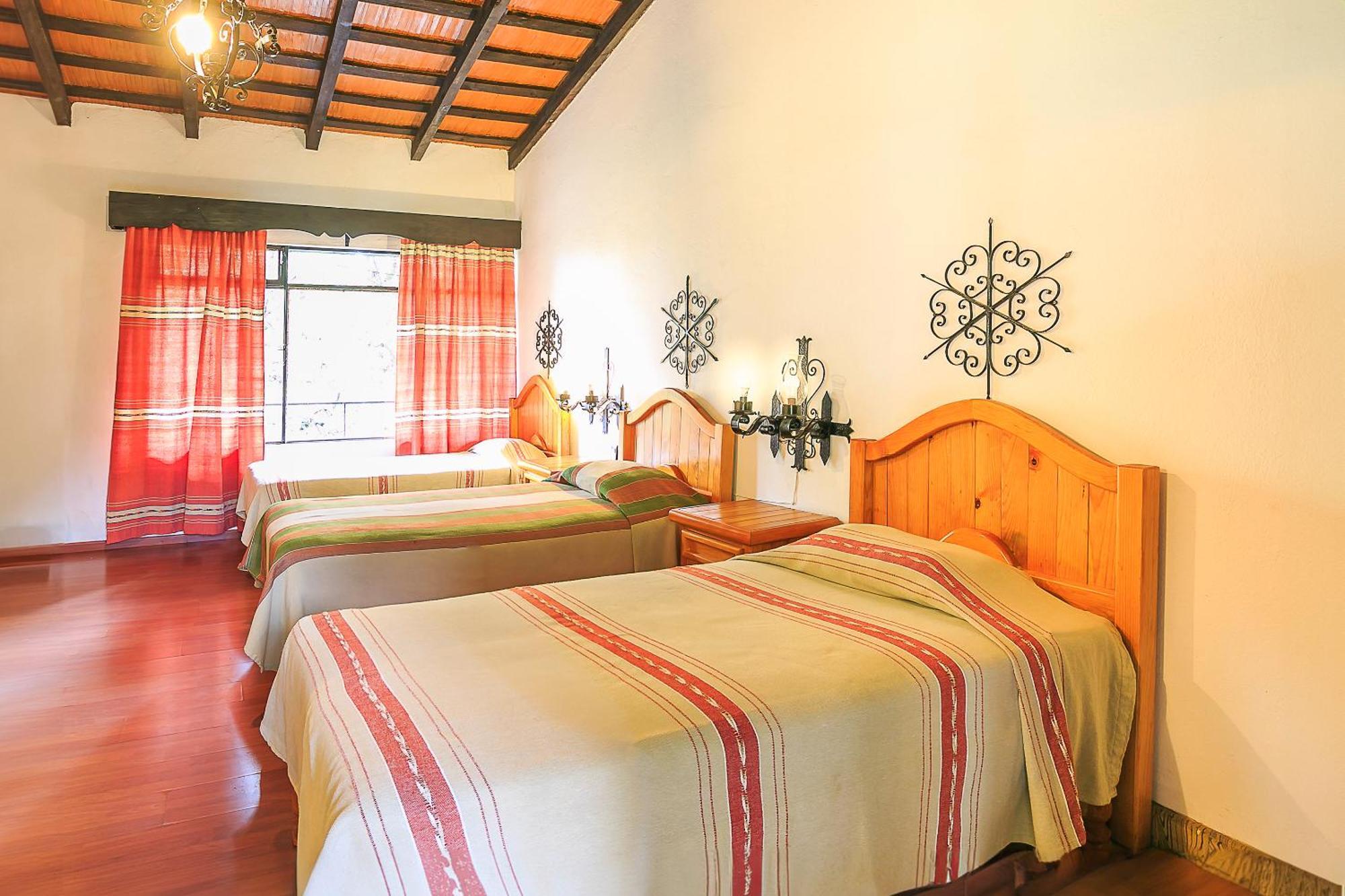 Hotel Pie de la Sierra Uruapan  Exterior foto